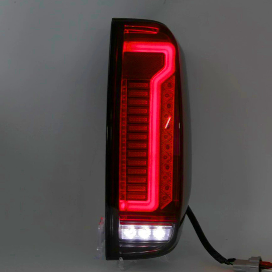 Nissan Navara D40 2005-2015 Taillights