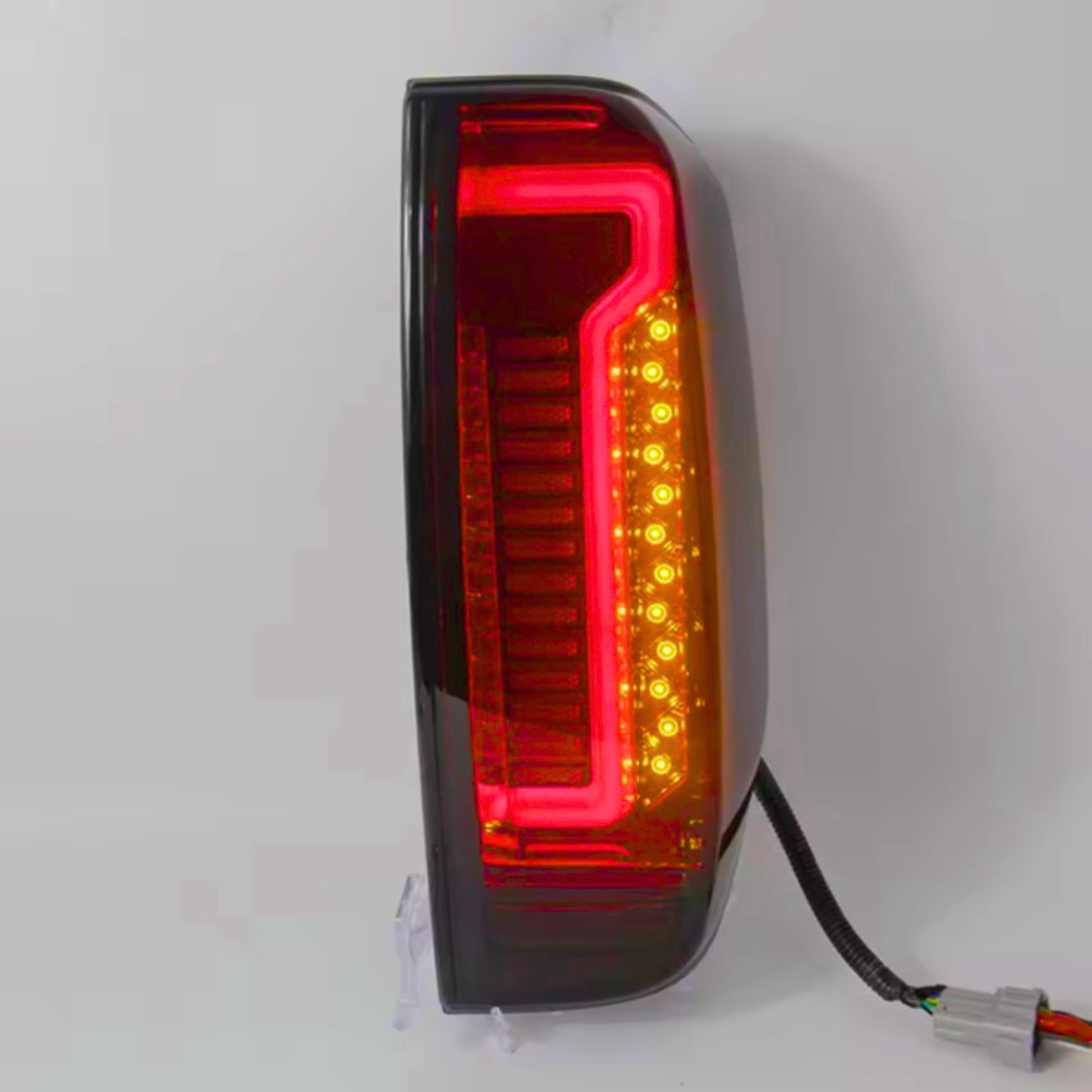 Nissan Navara D40 2005-2015 Taillights
