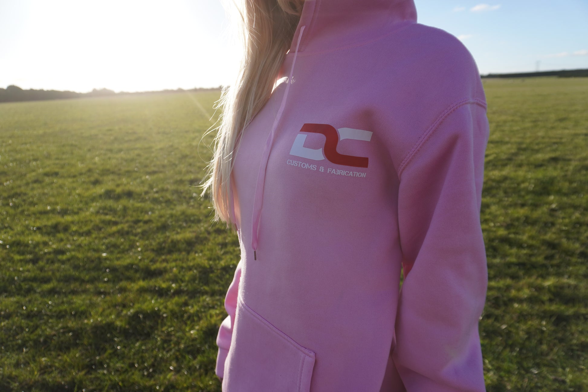 DC Customs Fab classic spine logo Hoodie (Pink) – DC CUSTOMS AND