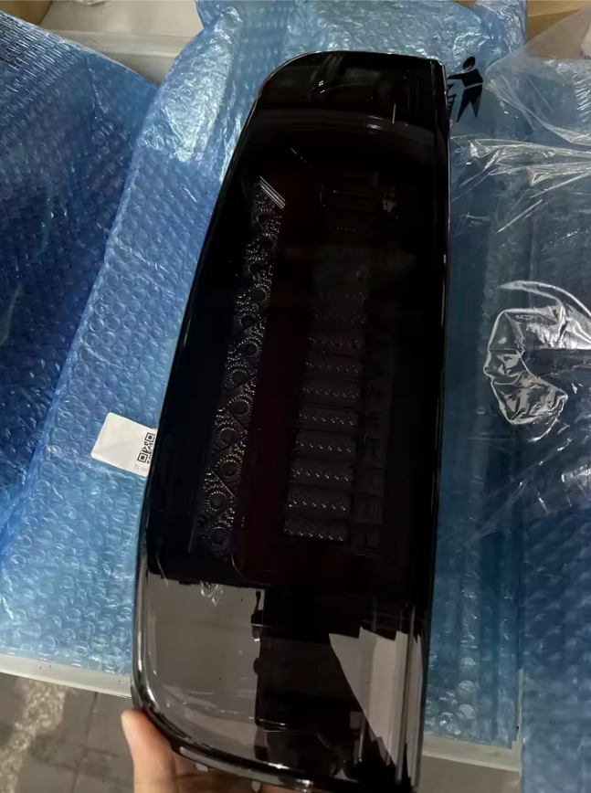 Nissan Navara D40 2005-2015 Taillights